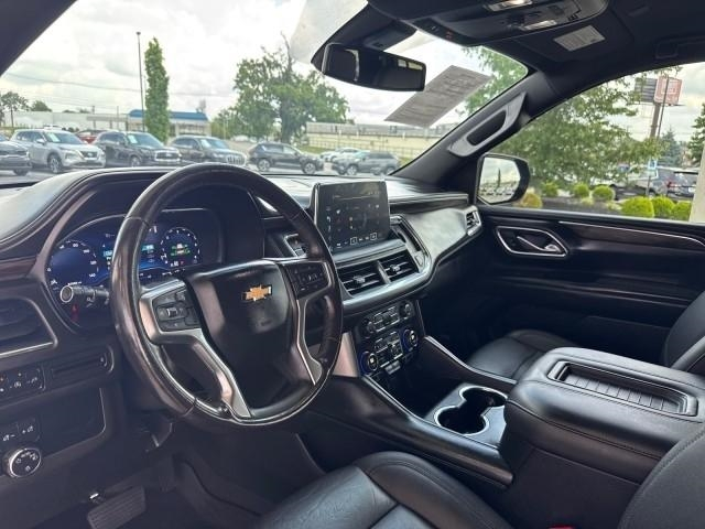 Chevrolet Suburban 4WD 4dr LT 2022