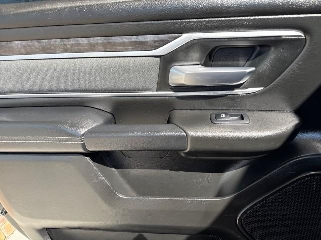 RAM 1500 Big Horn 4x4 Crew Cab 5'7" Box 2023