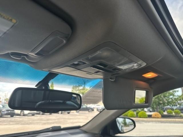 Toyota Camry 4dr Sdn I4 Auto XLE (Natl) 2015