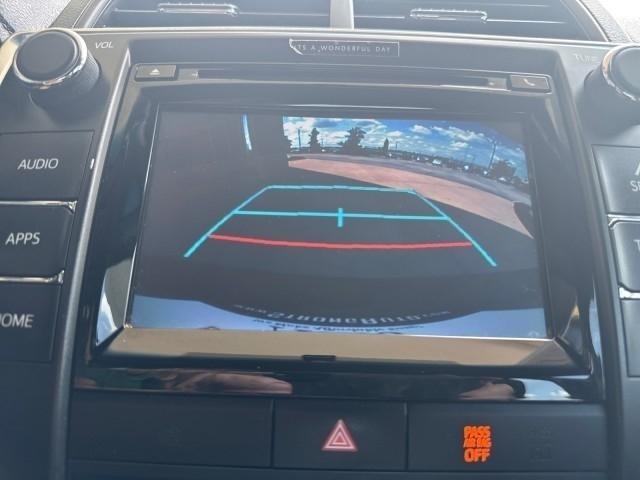 Toyota Camry 4dr Sdn I4 Auto XLE (Natl) 2015