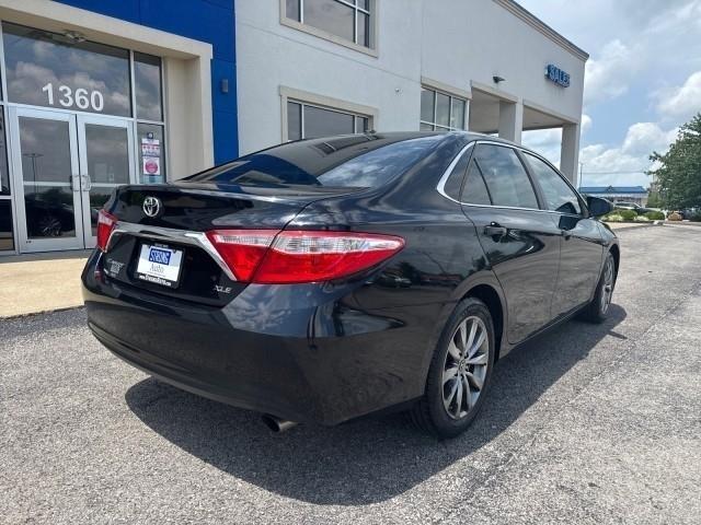 Toyota Camry 4dr Sdn I4 Auto XLE (Natl) 2015