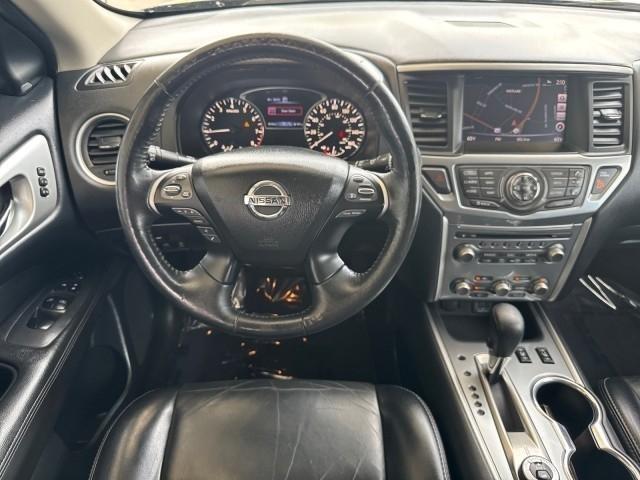 Nissan Pathfinder 4x4 SL 2018