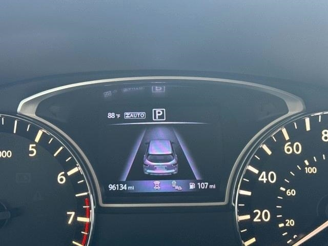 Nissan Pathfinder 4x4 SL 2018