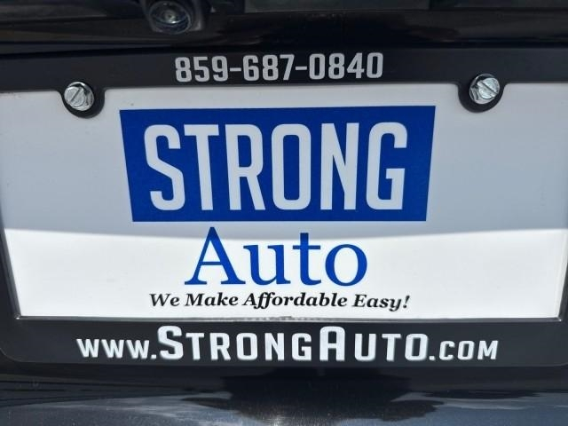 Nissan Pathfinder 4x4 SL 2018