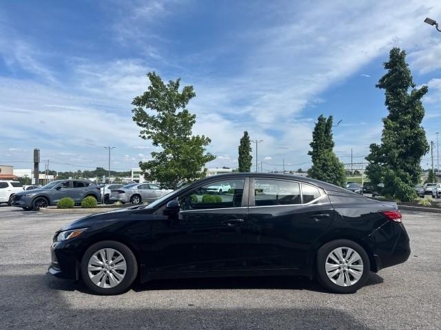 Nissan Sentra S CVT 2020