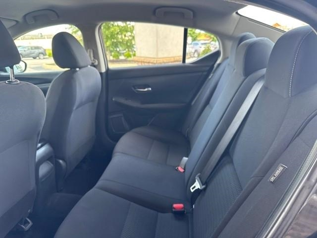 Nissan Sentra S CVT 2020