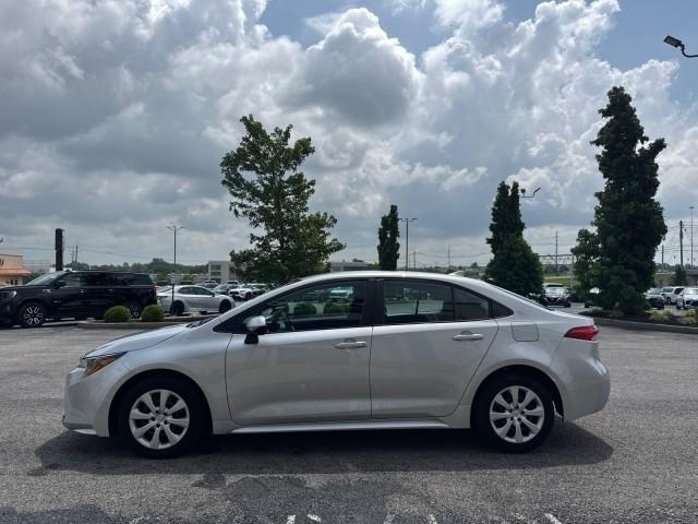 Toyota Corolla LE CVT (Natl) 2024