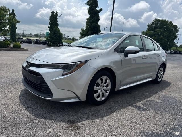 Toyota Corolla LE CVT (Natl) 2024