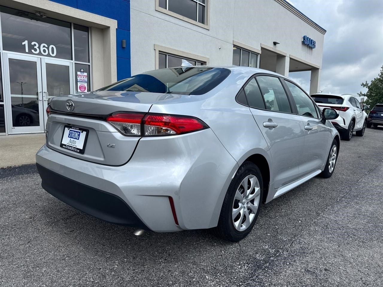 Toyota Corolla LE CVT (Natl) 2024