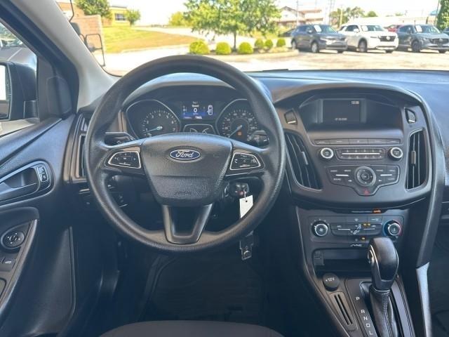 Ford Focus S Sedan 2018