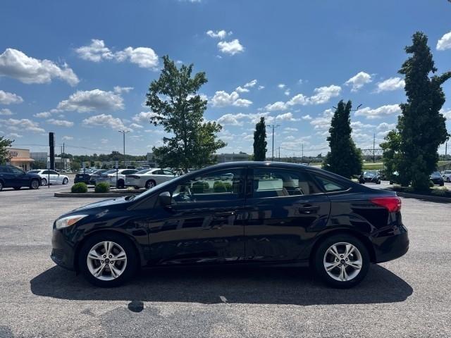 Ford Focus S Sedan 2018