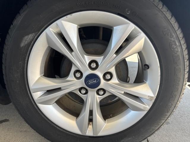 Ford Focus S Sedan 2018