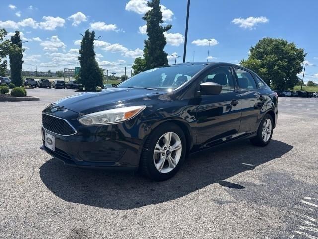 Ford Focus S Sedan 2018