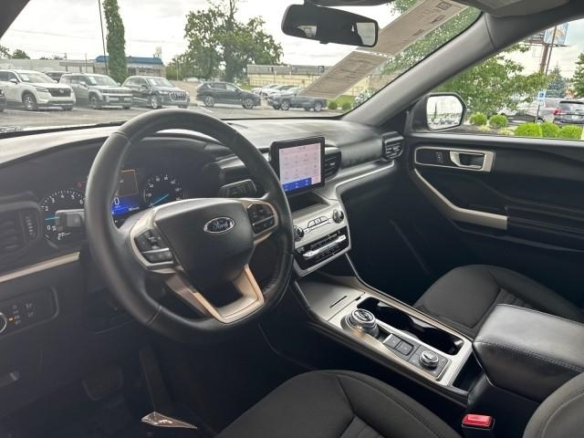 Ford Explorer XLT 4WD 2021