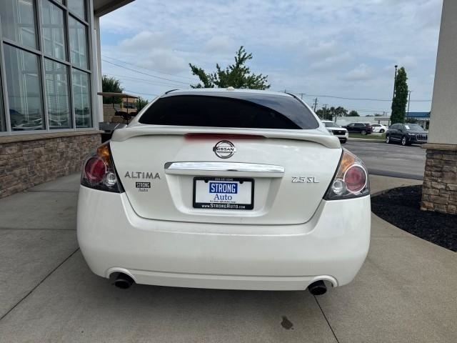 Nissan Altima 4dr Sdn I4 CVT 2.5 SL 2008