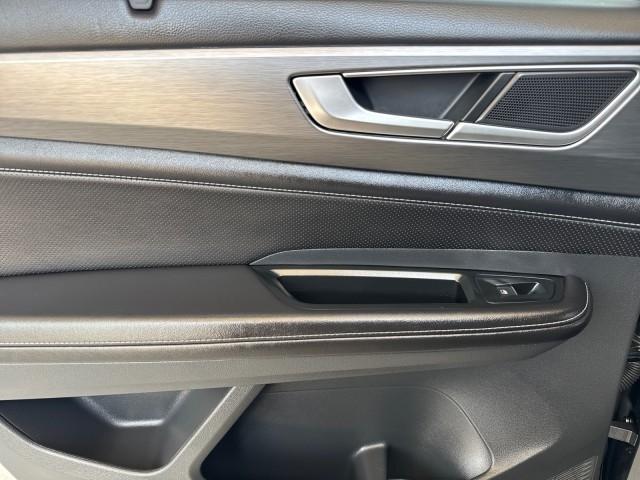 Volkswagen Atlas Cross Sport 2.0T SE w/Technology FWD 2025