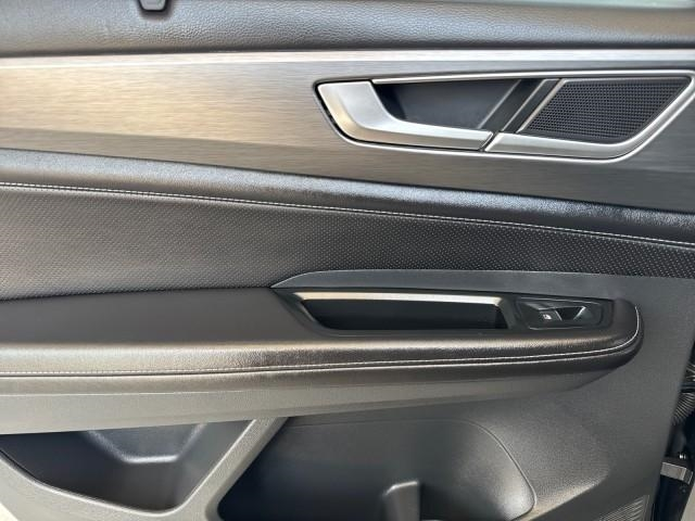 Volkswagen Atlas Cross Sport 2.0T SE w/Technology FWD 2025