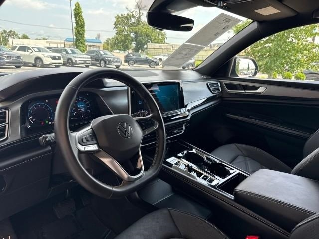 Volkswagen Atlas Cross Sport 2.0T SE w/Technology FWD 2025