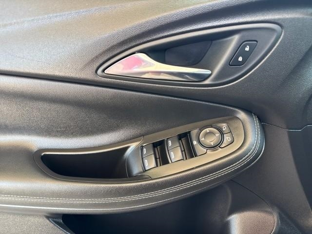Buick Encore GX FWD 4dr Preferred 2022