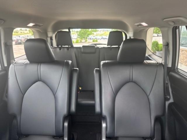 Toyota Grand Highlander Platinum AWD (Natl) 2025
