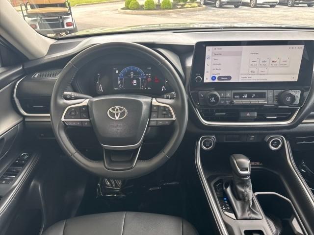 Toyota Grand Highlander Platinum AWD (Natl) 2025