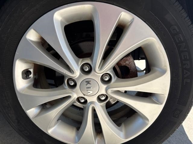 Kia Soul 5dr Wgn Auto + 2015