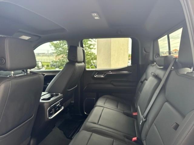 Chevrolet Silverado 1500 4WD Crew Cab 147" LTZ 2024