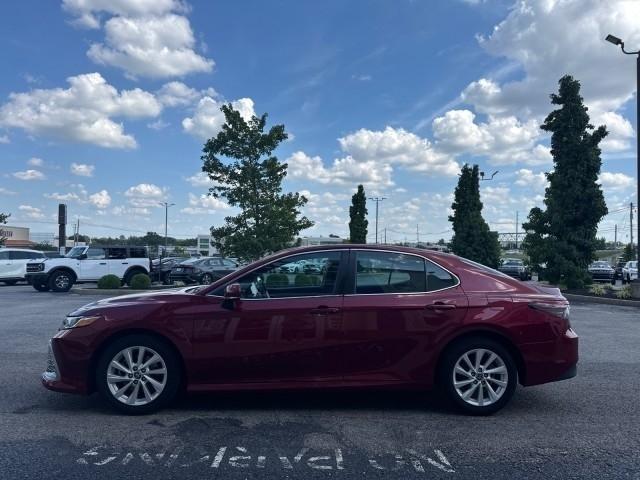 Toyota Camry LE Auto (Natl) 2022