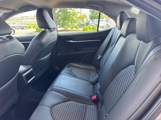 Toyota Camry SE Auto (Natl) 2024