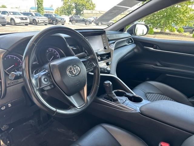 Toyota Camry SE Auto (Natl) 2024