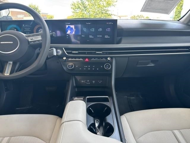 Hyundai Sonata SEL FWD 2025