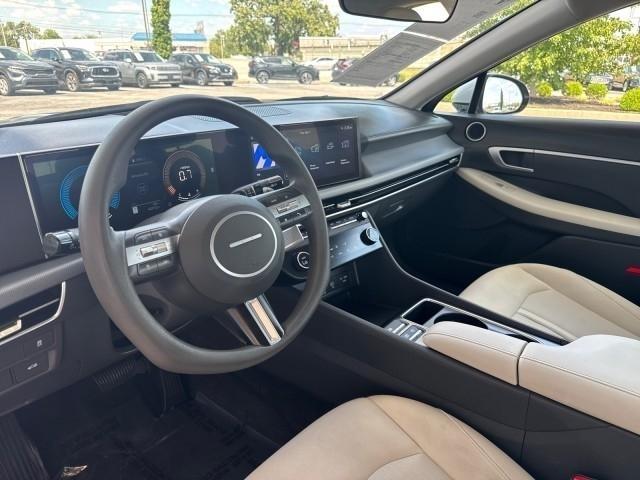 Hyundai Sonata SEL FWD 2025
