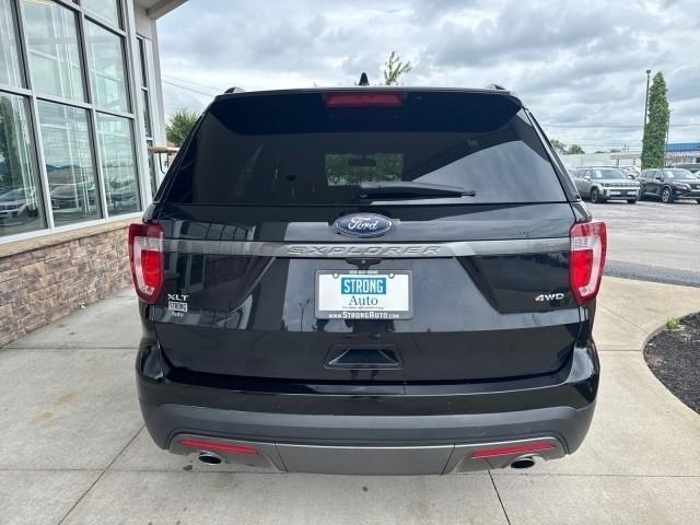 Ford Explorer XLT 4WD 2017