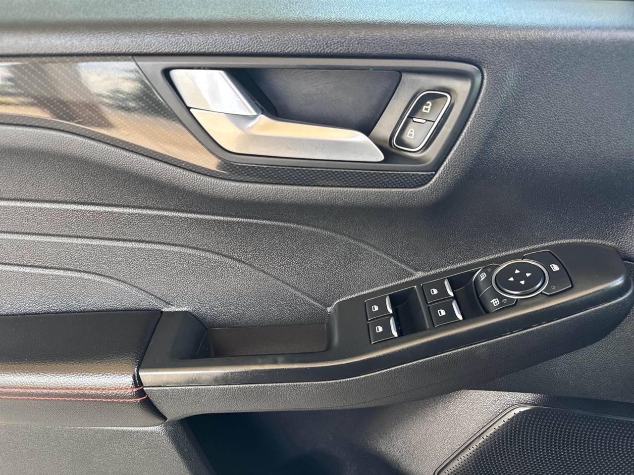 Ford Escape ST-Line AWD 2025