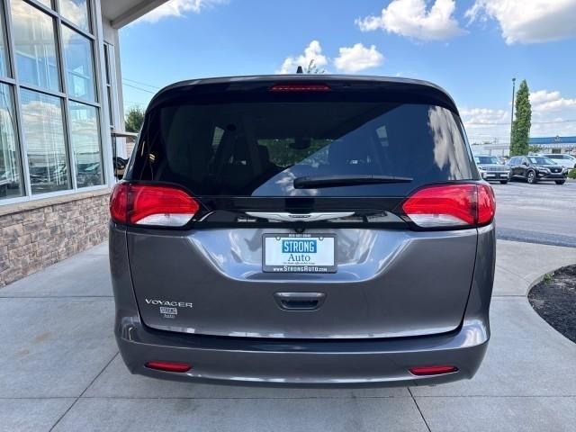 Chrysler Voyager LX FWD 2023