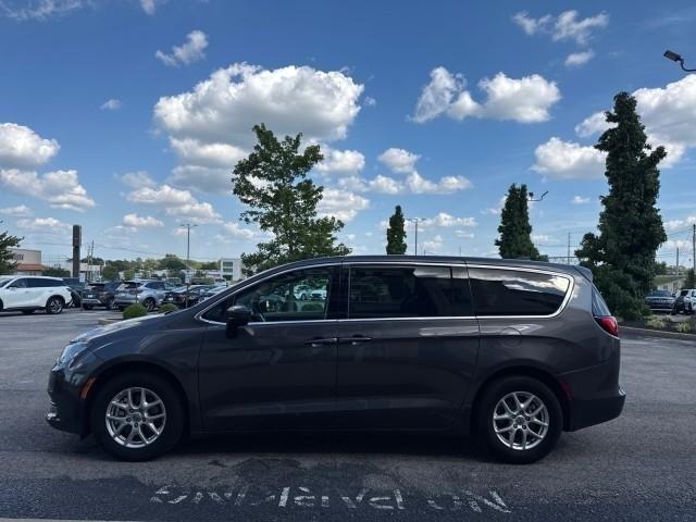 Chrysler Voyager LX FWD 2023