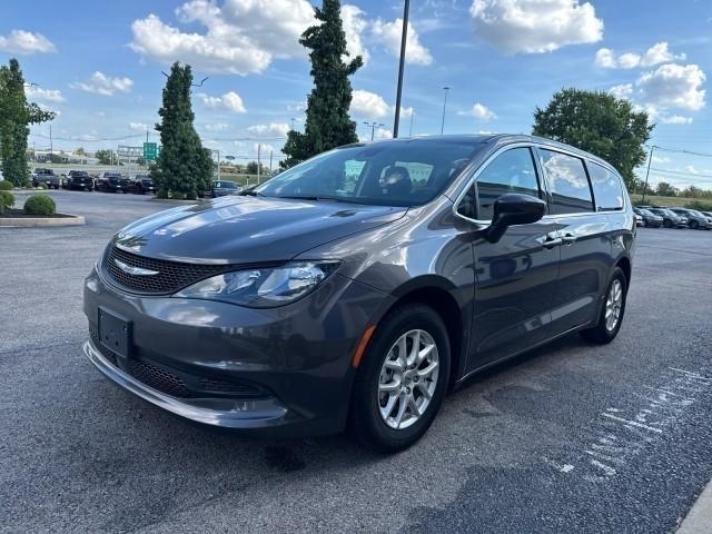 Chrysler Voyager LX FWD 2023