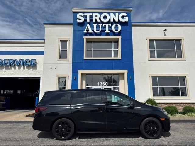 Honda Odyssey Sport-L Auto 2025