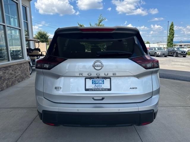 Nissan Rogue AWD SV 2025