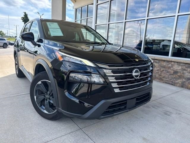 2025 Nissan Rogue FWD SV