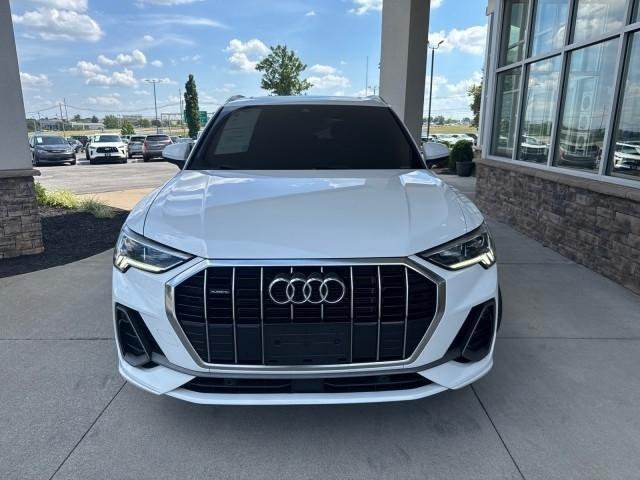 Audi Q3 S line Premium 45 TFSI quattro 2023