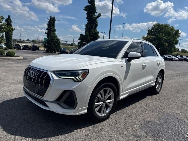 Audi Q3 S line Premium 45 TFSI quattro 2023