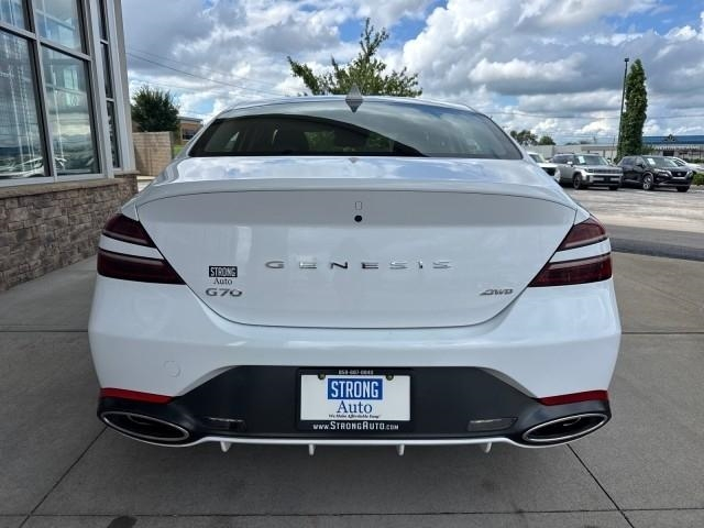 Genesis G70 2.5T AWD 2025