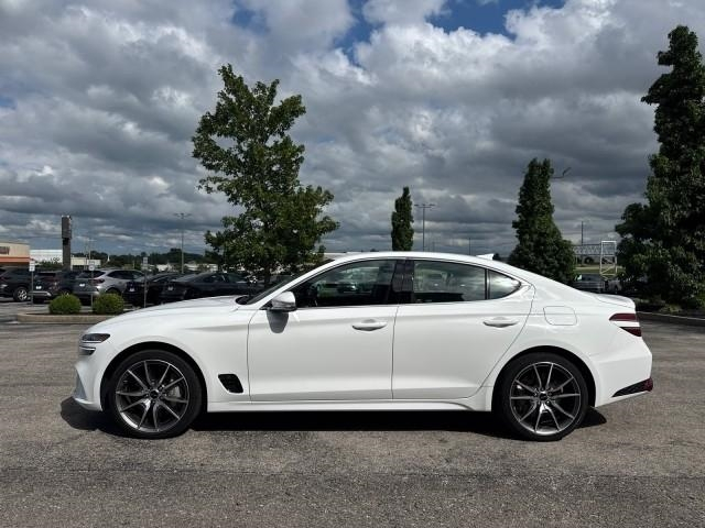 Genesis G70 2.5T AWD 2025