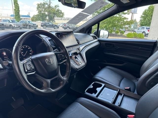 Honda Odyssey Sport-L Auto 2025