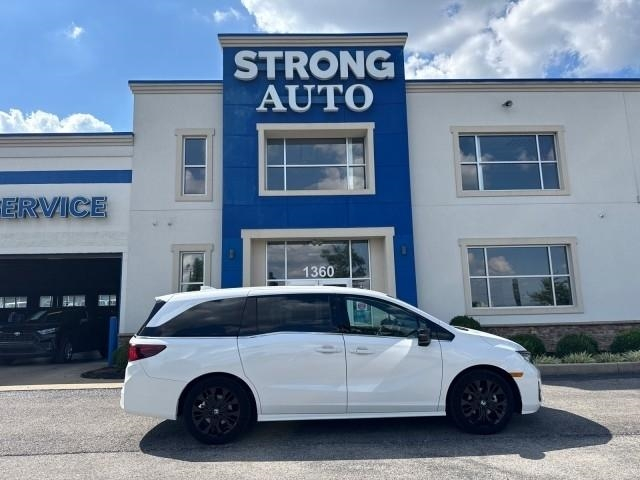 Honda Odyssey Sport-L Auto 2025
