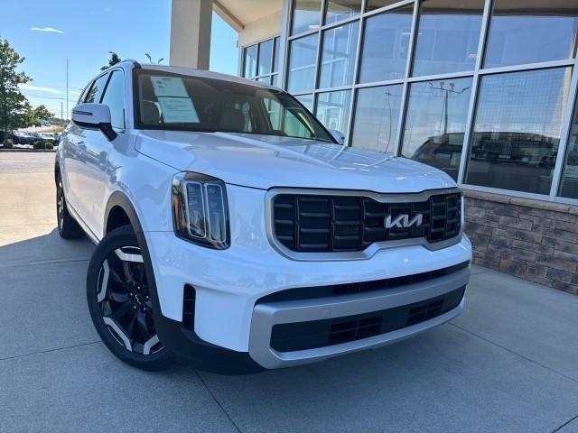2025 Kia Telluride S FWD