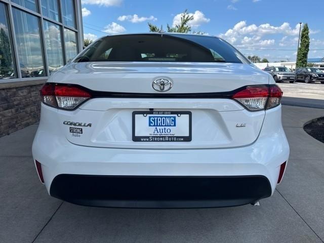 Toyota Corolla LE CVT (Natl) 2024