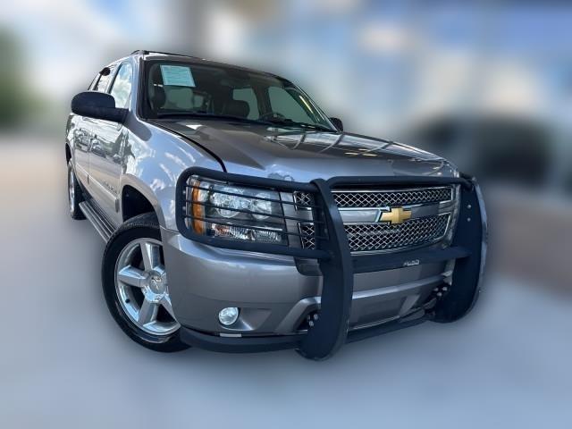 2012 Chevrolet Avalanche 4WD Crew Cab LTZ
