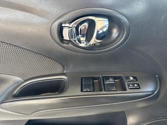 Nissan Versa 4dr Sdn CVT 1.6 SL 2012